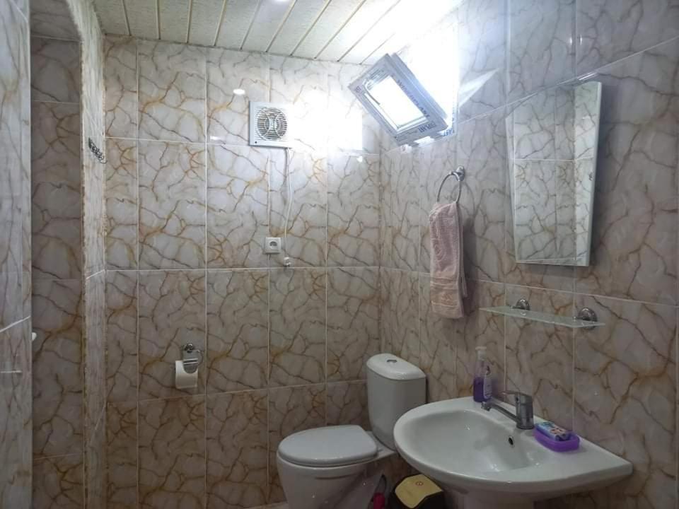 Guest House Fazisi Kutaiszi Kültér fotó